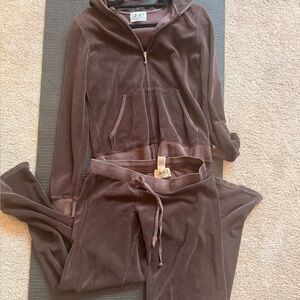 Vintage from 2002 Juicy Couture brown terry Hoodie